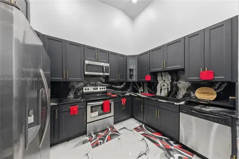 3245 NE 11 Drive Homestead FL 33033