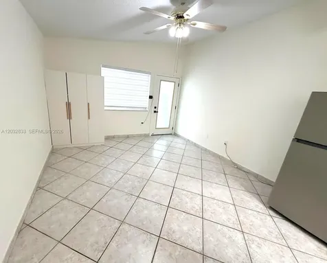 8859 NW 110th Lane Hialeah Gardens FL 33018