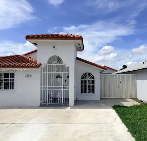 8859 NW 110th Lane Hialeah Gardens FL 33018