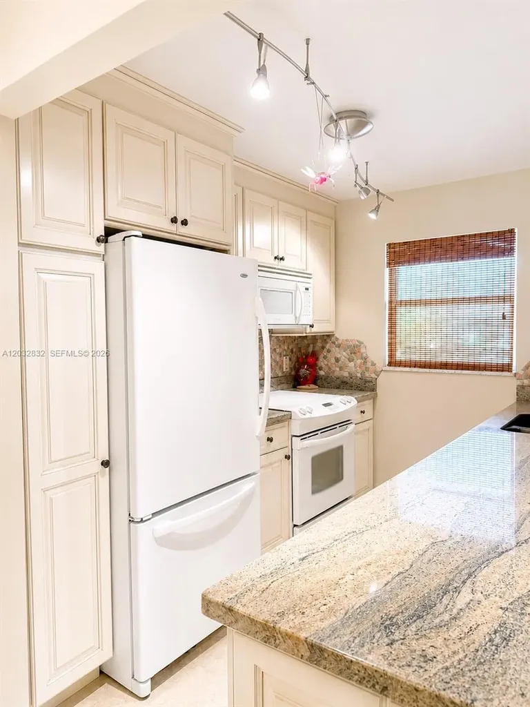 1042 North Drive Delray Beach FL 33445