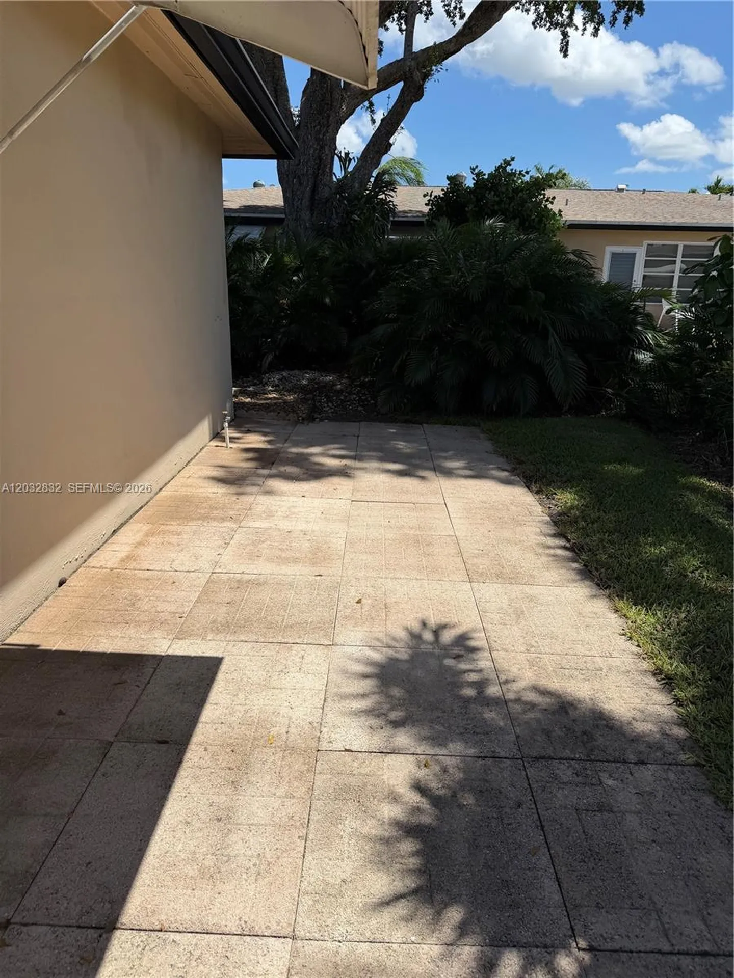 1042 North Drive Delray Beach FL 33445