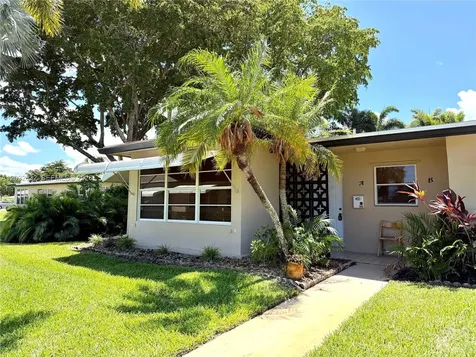 1042 North Drive Delray Beach FL 33445