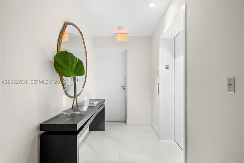 2900 NE 7th Avenue Miami FL 33137