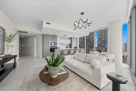 2900 NE 7th Avenue Miami FL 33137