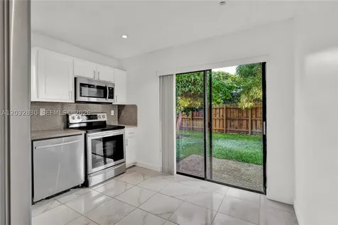12704 SW 71st Terrace Miami FL 33183