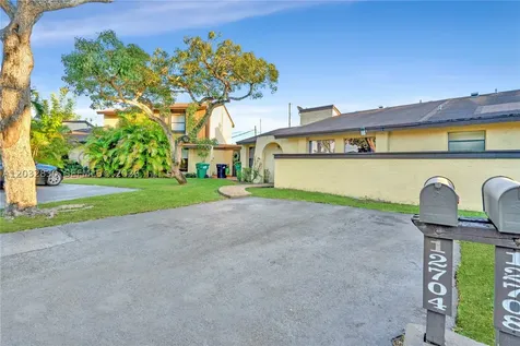 12704 SW 71st Terrace Miami FL 33183