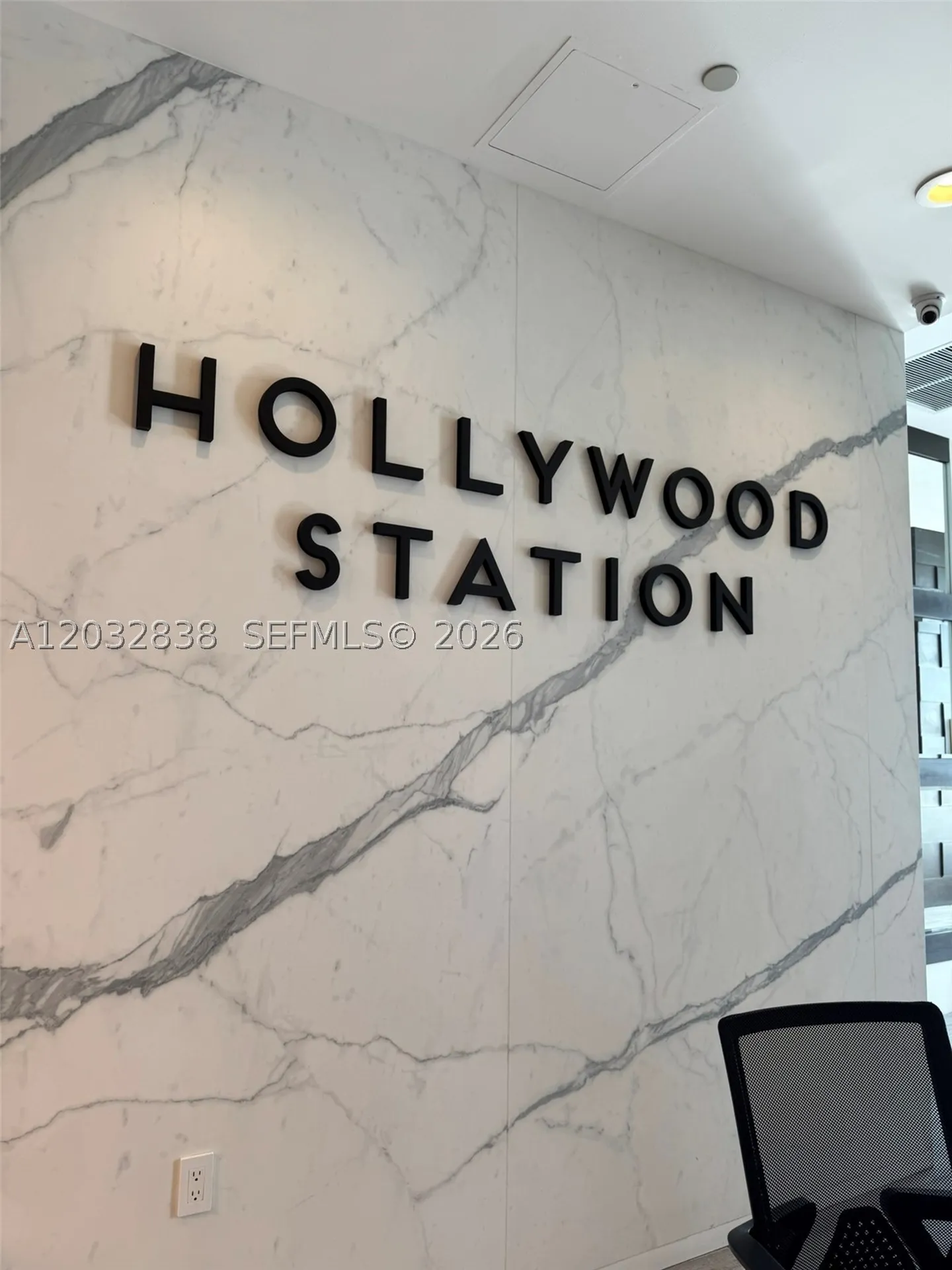 140 S Dixie Highway Hollywood FL 33020