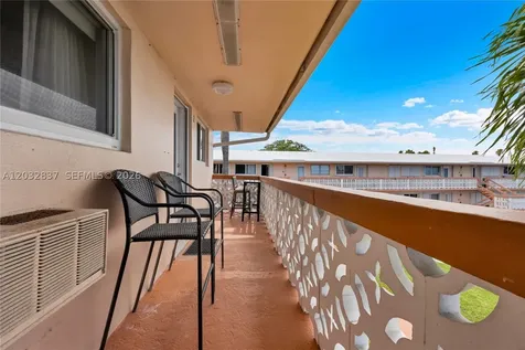 1050 SW 11th Street Hallandale Beach FL 33009