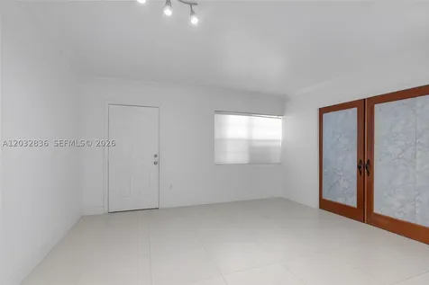 1450 NE 170th Street North Miami Beach FL 33162