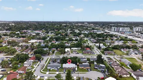 5816 Cleveland Street Hollywood FL 33021