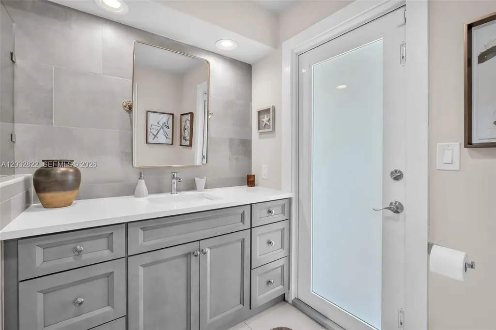 2104 NE 63rd Street Fort Lauderdale FL 33308