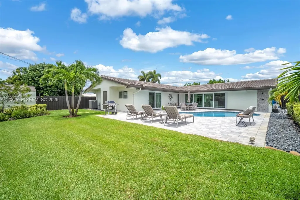 2104 NE 63rd Street Fort Lauderdale FL 33308