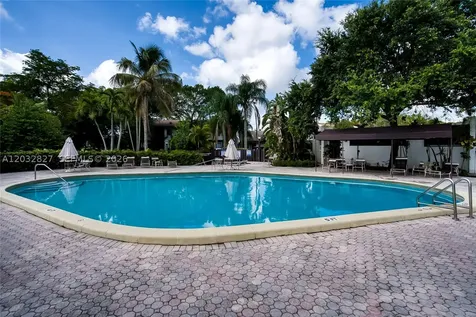 505 NE 199th Lane Miami FL 33179