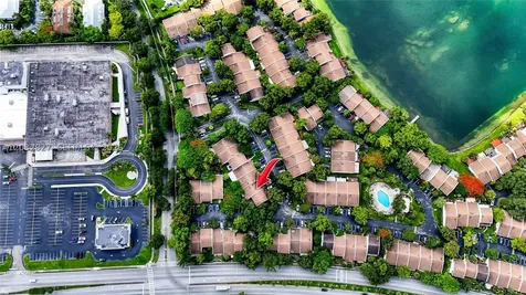 505 NE 199th Lane Miami FL 33179