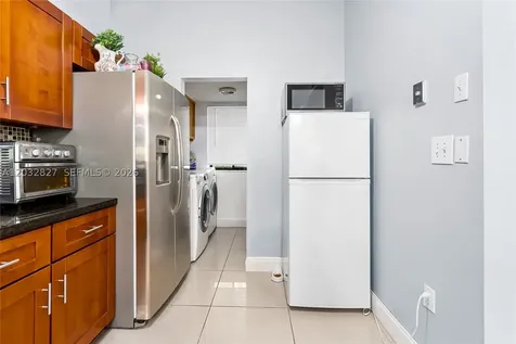 505 NE 199th Lane Miami FL 33179