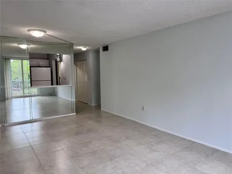 16950 W Dixie Hwy A232 Highway North Miami Beach FL 33160