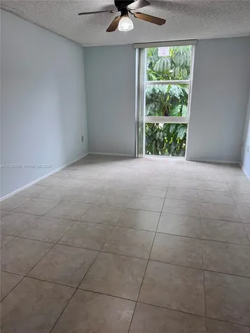 16950 W Dixie Hwy A232 Highway North Miami Beach FL 33160