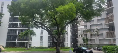3401 N Country Club Drive Aventura FL 33180