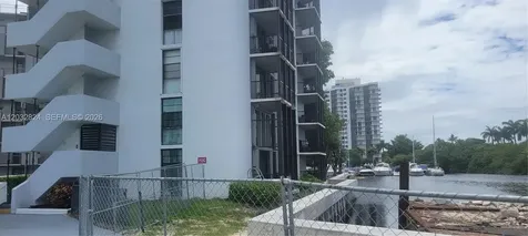 3401 N Country Club Drive Aventura FL 33180