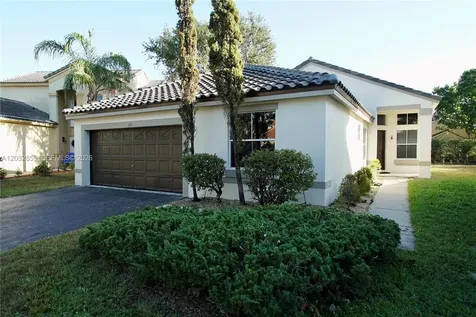 658 Stanton Drive Weston FL 33326