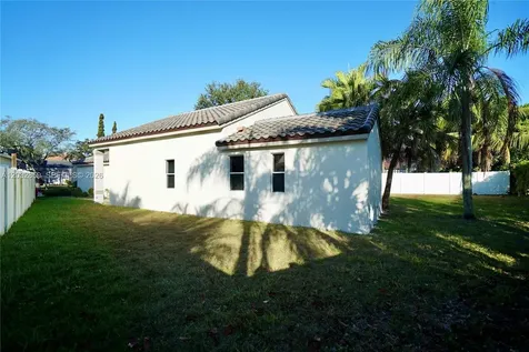 658 Stanton Drive Weston FL 33326