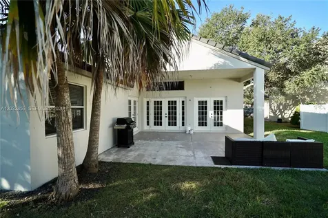 658 Stanton Drive Weston FL 33326