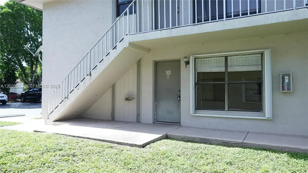 15326 SW 72nd Street Miami FL 33193