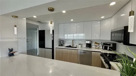 11111 NE Biscayne Boulevard Miami FL 33181