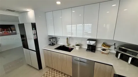 11111 NE Biscayne Boulevard Miami FL 33181