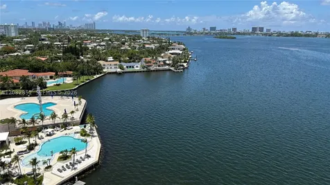 11111 NE Biscayne Boulevard Miami FL 33181