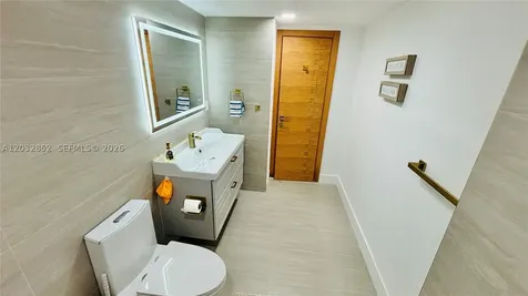 11111 NE Biscayne Boulevard Miami FL 33181