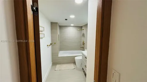 11111 NE Biscayne Boulevard Miami FL 33181