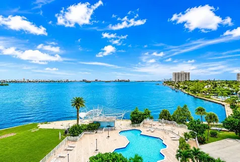 11111 NE Biscayne Boulevard Miami FL 33181