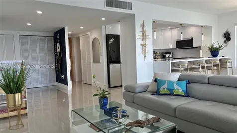 11111 NE Biscayne Boulevard Miami FL 33181