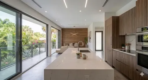 5650 N Miami Avenue Miami FL 33127