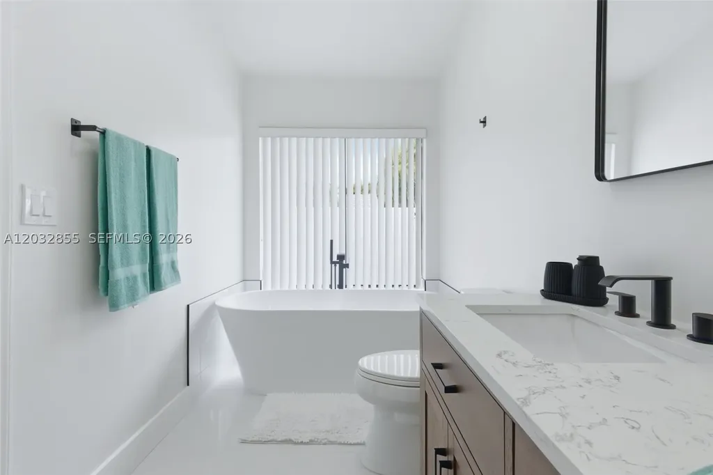 10945 SW 1st Court Coral Springs FL 33071