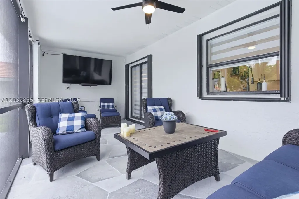 10945 SW 1st Court Coral Springs FL 33071