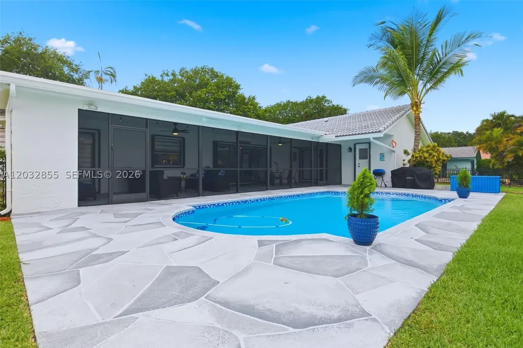 10945 SW 1st Court Coral Springs FL 33071