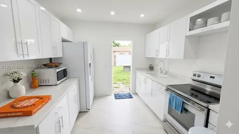 261 NW 139th Street Miami FL 33168