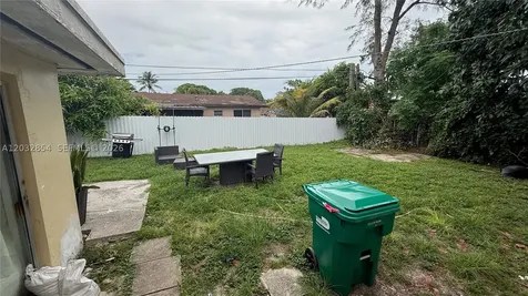 261 NW 139th Street Miami FL 33168