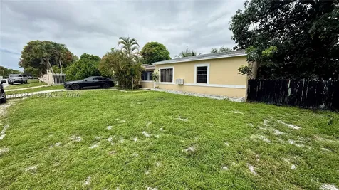 261 NW 139th Street Miami FL 33168