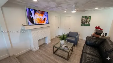 261 NW 139th Street Miami FL 33168