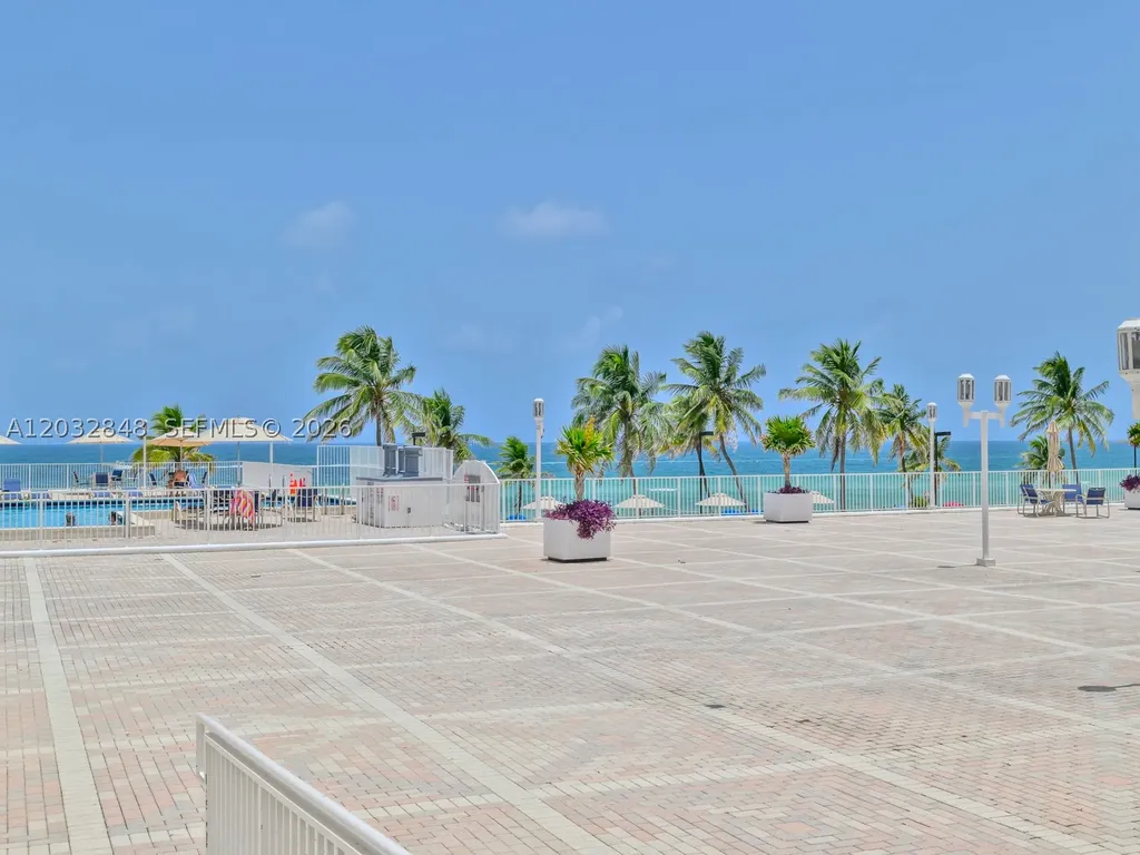 2301 S Ocean Drive Hollywood FL 33019