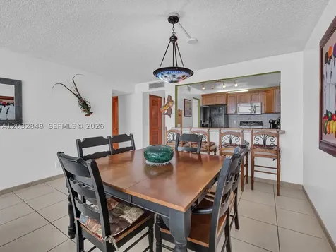 2301 S Ocean Drive Hollywood FL 33019