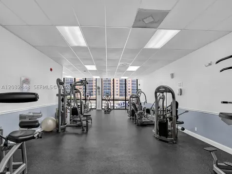 2301 S Ocean Drive Hollywood FL 33019