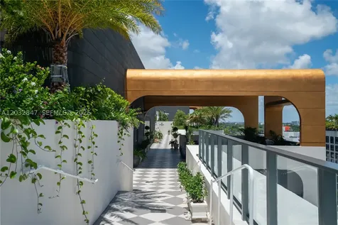 2700 NW 2nd Avenue Miami FL 33127