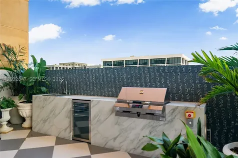 2700 NW 2nd Avenue Miami FL 33127