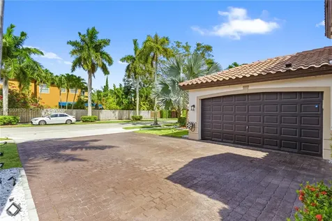 6240 SW 163rd Place Miami FL 33193