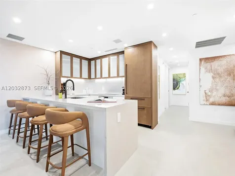 2200 Brickell Avenue Miami FL 33129