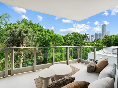 2200 Brickell Avenue Miami FL 33129